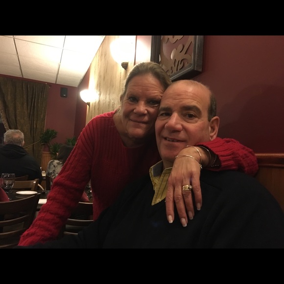 Meet your Posher, Robin - Picture 1 of 1